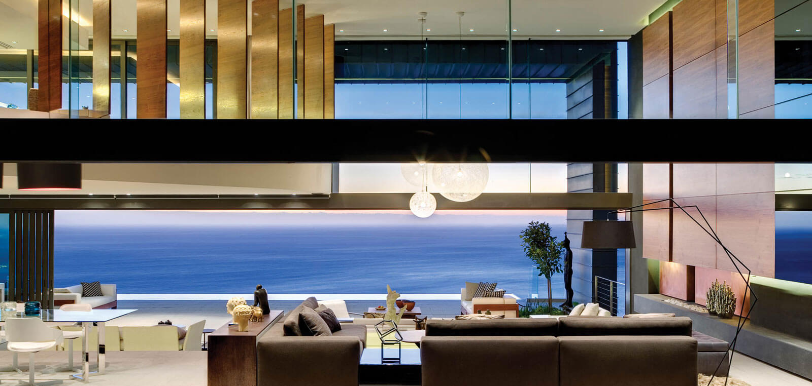 Shop Overlooking - The Gold Group Real Estate